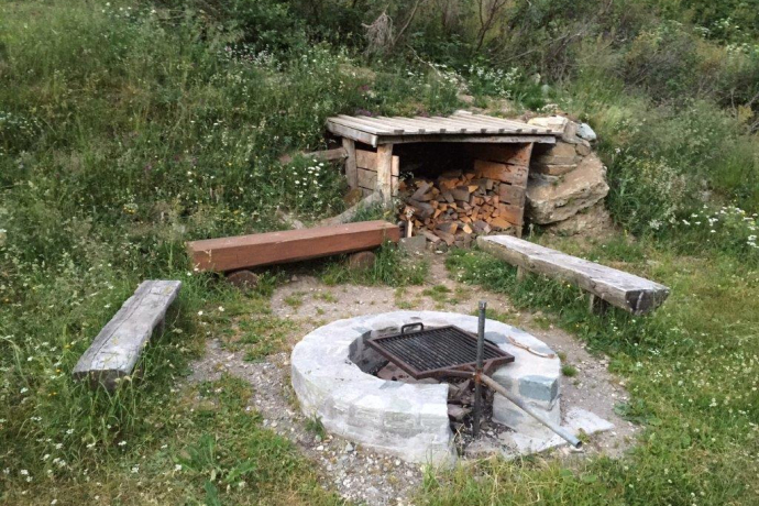 Feuerstelle Peil; Foto: Remo Tönz Feuerstelle Peil; Foto: Remo Tönz