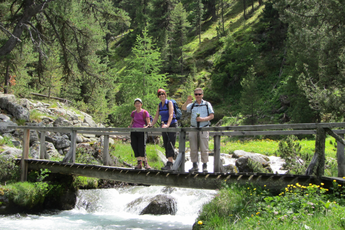 Sur la Senda da Mulin, pont sur la Clemgia