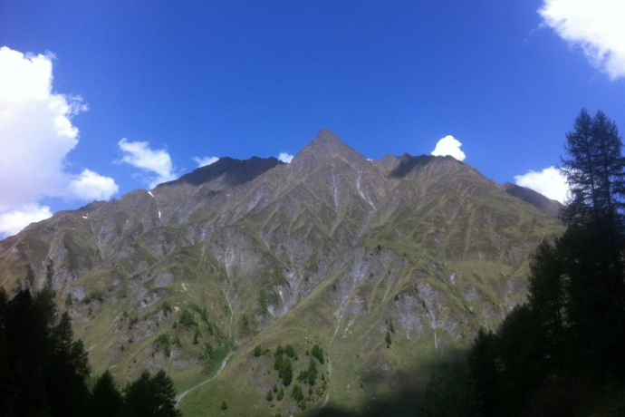 Val Motnaida, view of Piz Ot