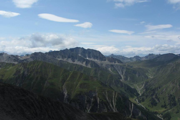 Piz Motnair, Aussicht auf Piz Rots, Zeblasjoch
