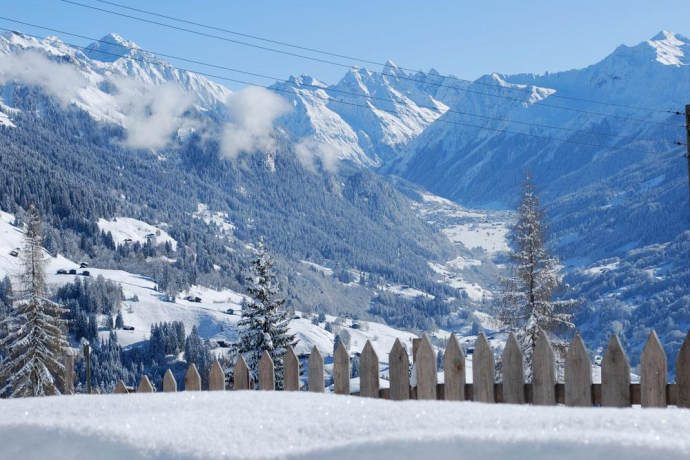 Ausblick vom Chrüzhof - Richtung Klosters