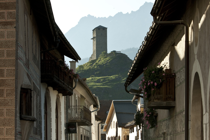 Research Trail Emerald Area Ardez (oua_17633091_image)