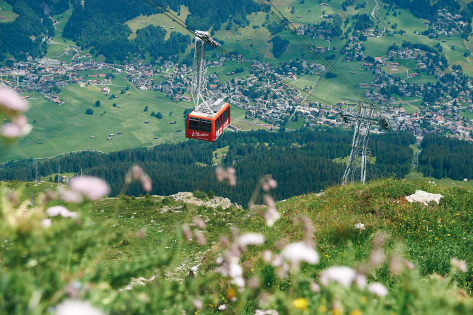 Gotschnabahn sullo sfondo Klosters