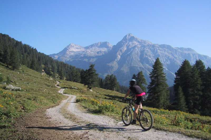 Tra la Tanatzhöhi e Bodmastafel