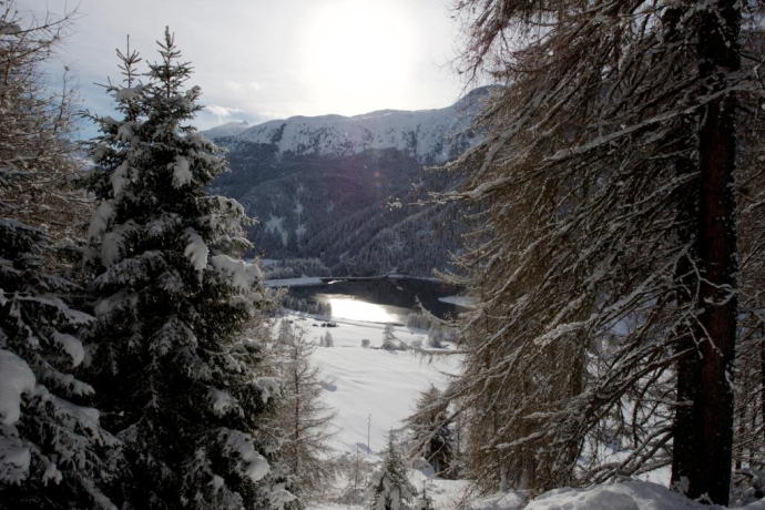 Winter hiking trail to the viewpoint