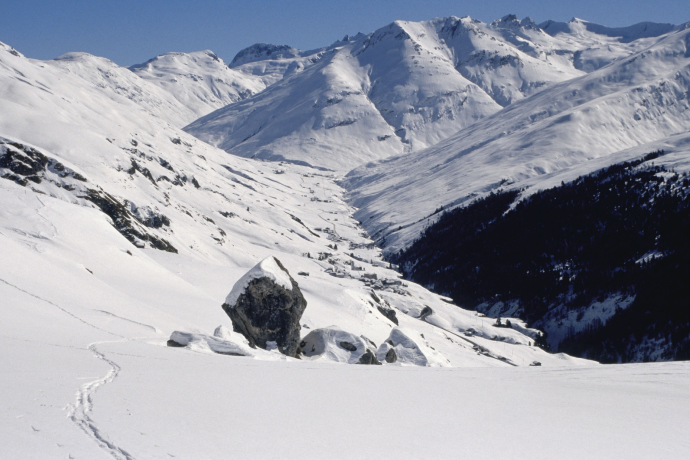 Blick ins Hochtal Avers Winter