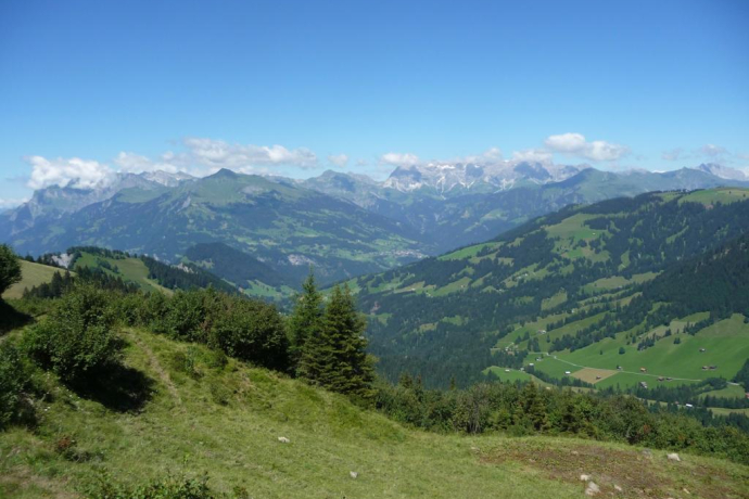 Vista sulla montagna e sulla valle