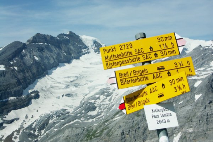 Blick vom Kistenpass:Bifertenstock und Limmernfirn