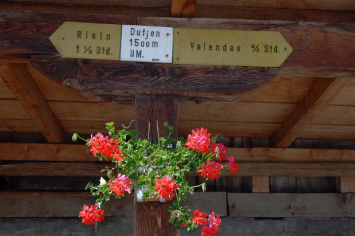 Wegweiser Ober Dutjen © B. Steinmann