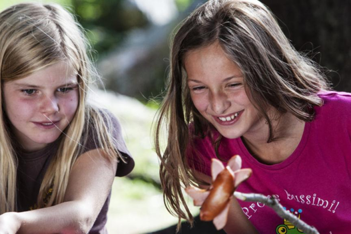 From Chur directly to the barbecue and games fun