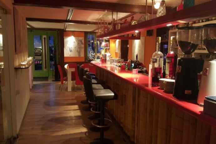 Jackson Bar (oua_25240798_image) Jackson Bar (oua_25240798_image)