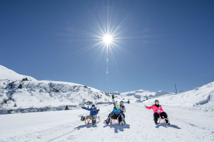 Schlittelerlebnis mit der ganzen Familie