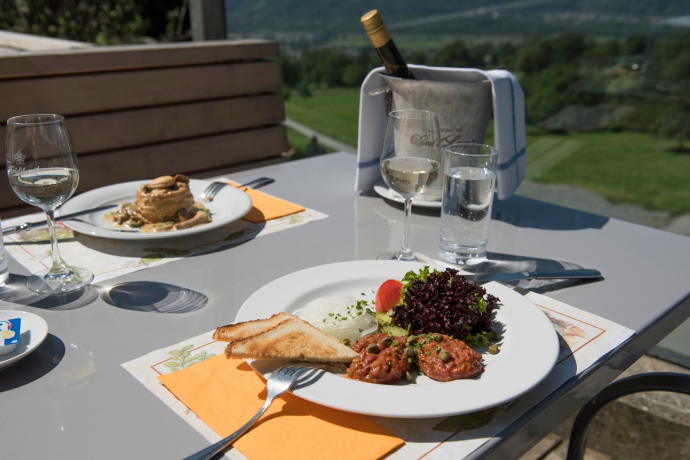 Rindstatar im Heidihof