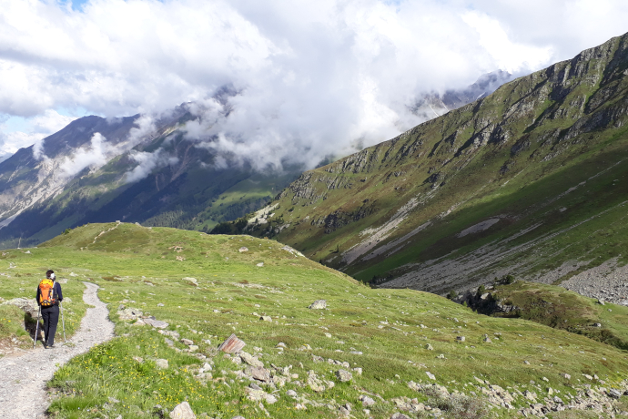 Weg von der Kesch-Hütte nach Chants