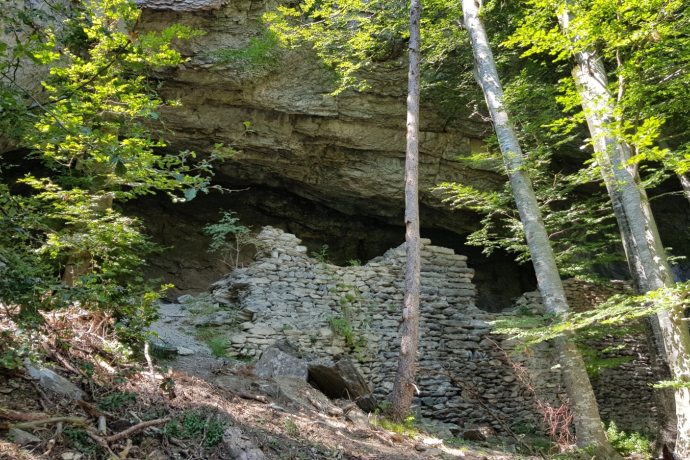 Ruins of Grottenstein Castle near Haldenstein Ruins of Grottenstein Castle near Haldenstein