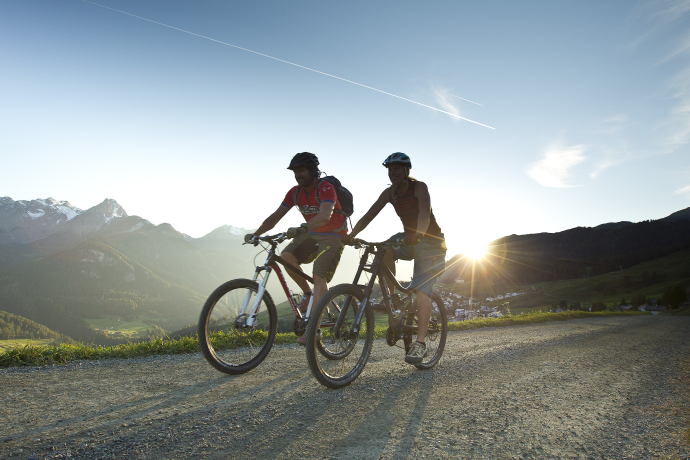 Natèas Bike: Motta Naluns – Natèas – Ftan – Scuol [Switzerland Mobility No. 447] (oua_31489662_image)