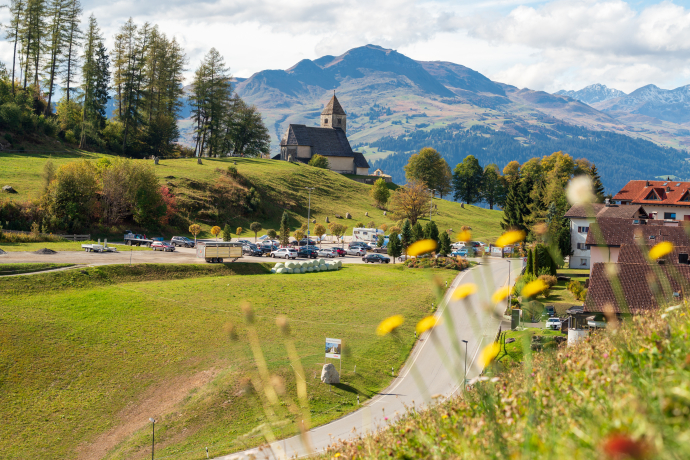 panoramic hike Falera - Murschetg (oua_33412858_image)