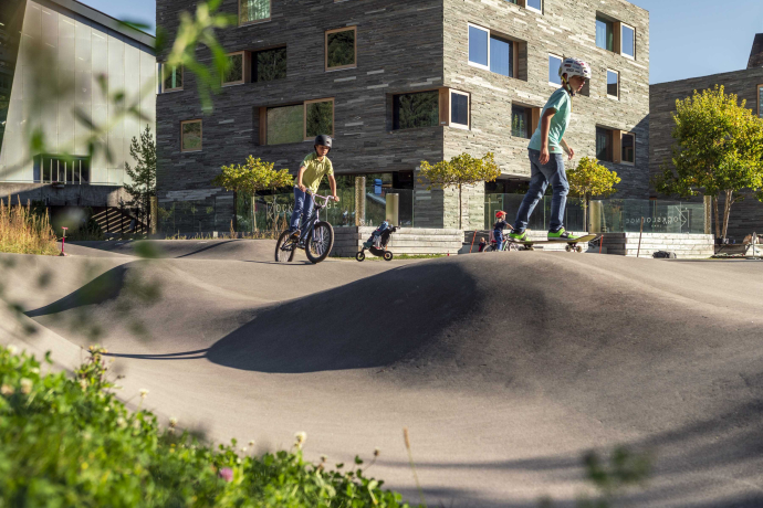 Urban Surfwave (oua_33828170_image)