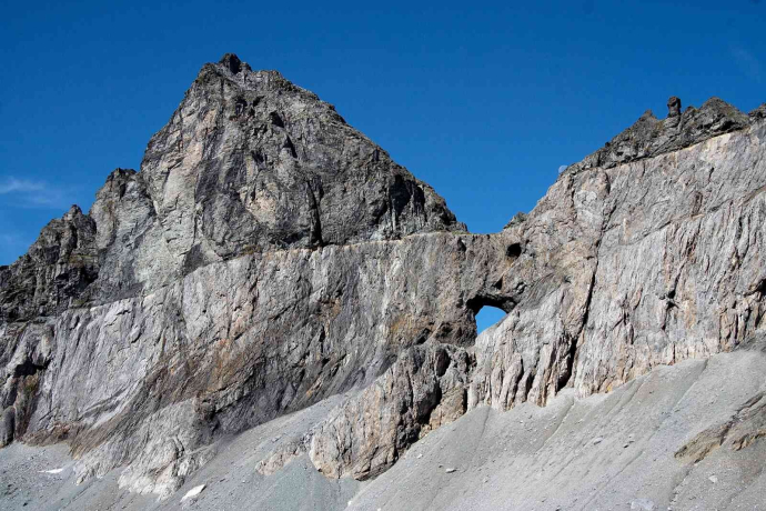 Vue sur Martinsloch et Tschingelhörner Vue sur Martinsloch et Tschingelhörner