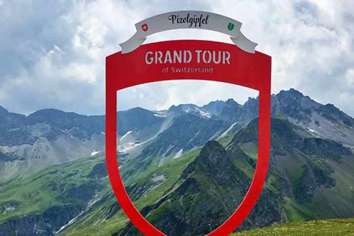 Spot photo du Grand Tour de Suisse avec vue sur le sommet du Pizol Spot photo du Grand Tour de Suisse avec vue sur le sommet du Pizol
