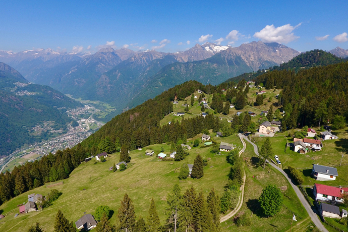 Monti Laura - Roveredo (GR) (oua_37926131_image)