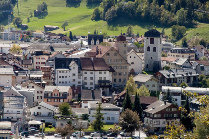 Places de stationnement à la gare d'Ilanz
