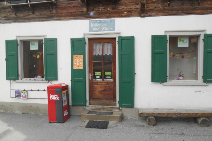 Bächlihof / Bazar Brüesch