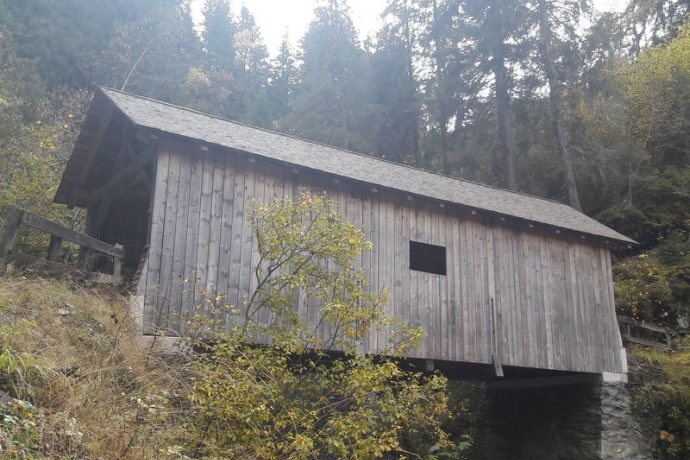 Holzbrücke Sum Fistatg