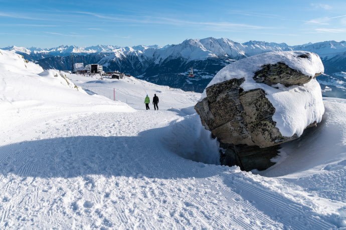 Crap Sogn Gion - Crap Masegn (Route 102) (oua_43310726_image)