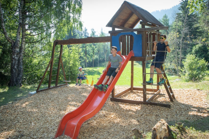 Spielplatz Chischlun, Flond Spielplatz Chischlun, Flond