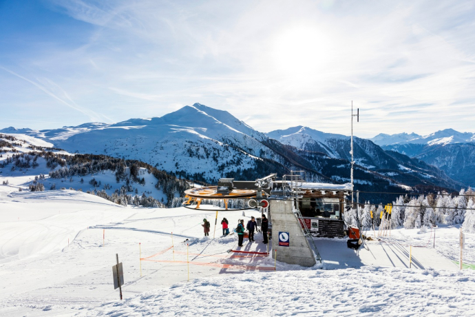 Top station chairlift Feldis-Mutta