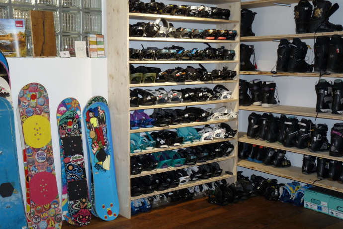 Snowboard Shop Sägerei (oua_44248668_image)