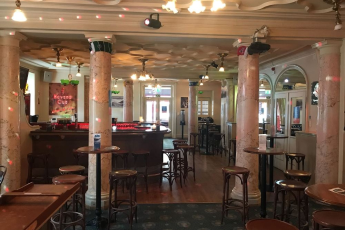 Montana Bar / Mahalo GmbH (oua_45097512_image)