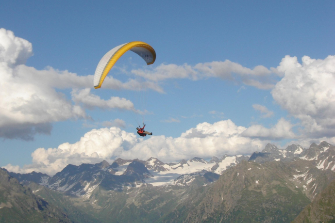 Flugcenter Grischa (oua_45097729_image) Flugcenter Grischa (oua_45097729_image)