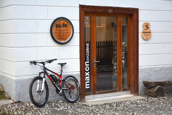 Bike Stop Lavin
