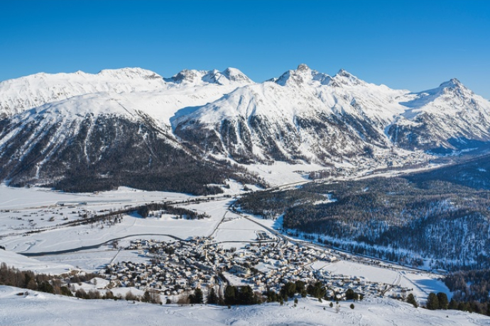 Vue depuis le parcours de randonnée hivernale Marguns - Chantarella