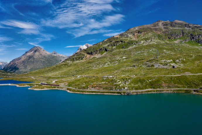 Ospizio Bernina (oua_49817656_image) Ospizio Bernina (oua_49817656_image)