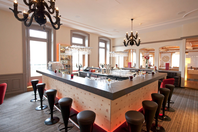 Sport Bar (oua_50265034_image) Sport Bar (oua_50265034_image)