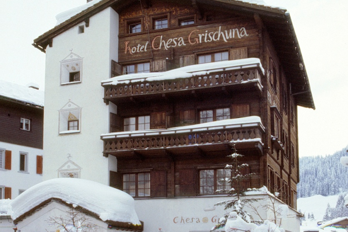 Chesa Bar (oua_50598963_image)