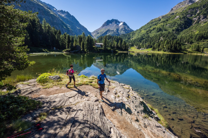 Round tour of Lake Cavloc and Bitabergh (oua_50855072_image)