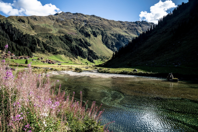 3-Seen-Trail (oua_51532912_image)