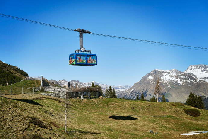 Sanctuaire des ours d’Arosa et station intermédiaire LAW