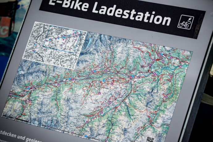 E-Bike Ladestation Vrin (oua_52013603_image) E-Bike Ladestation Vrin (oua_52013603_image)