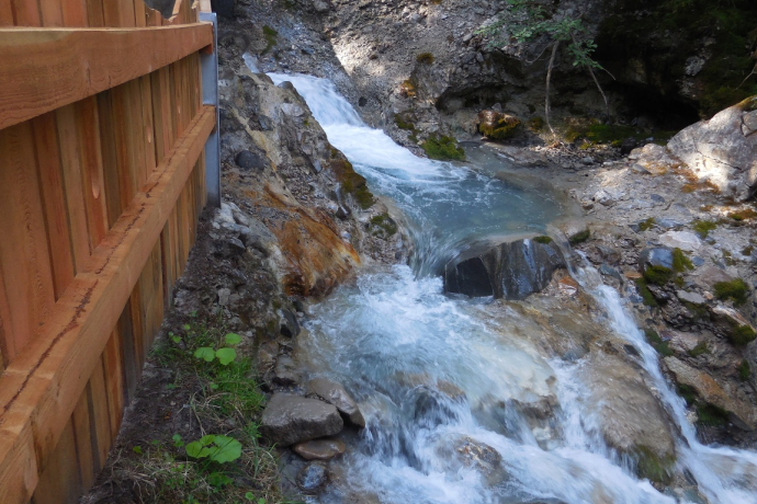 Quelltuff der Funtana da Suolper Quelltuff der Funtana da Suolper