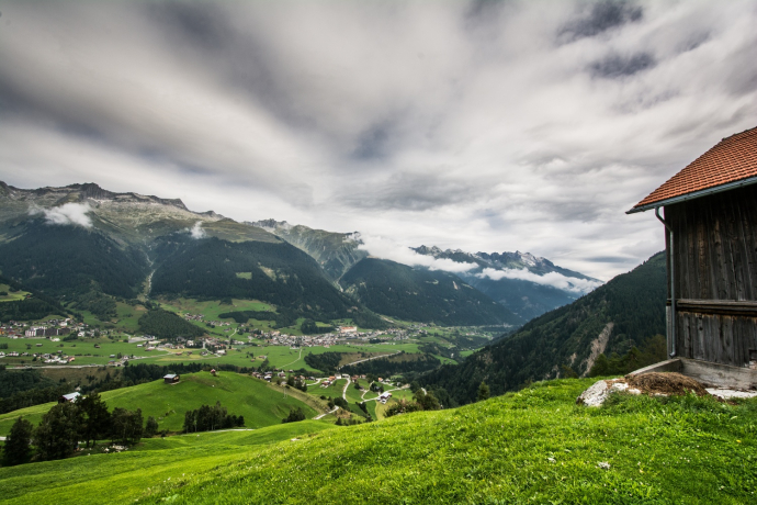 Talblick oberhalb von Mompe Medel