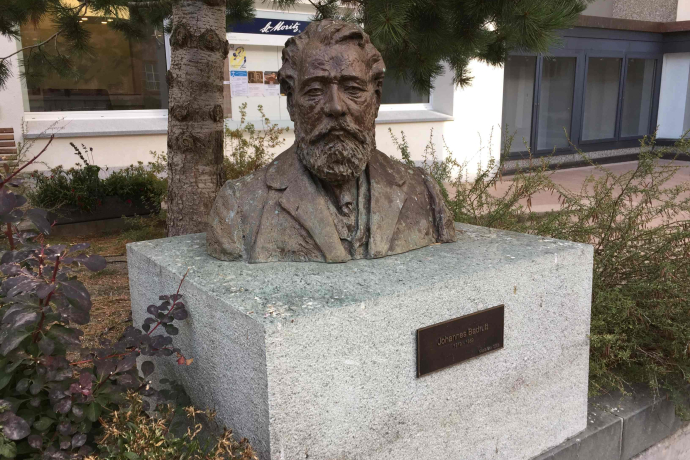 Bronze Bust of Johannes Badrutt (oua_54883554_image)