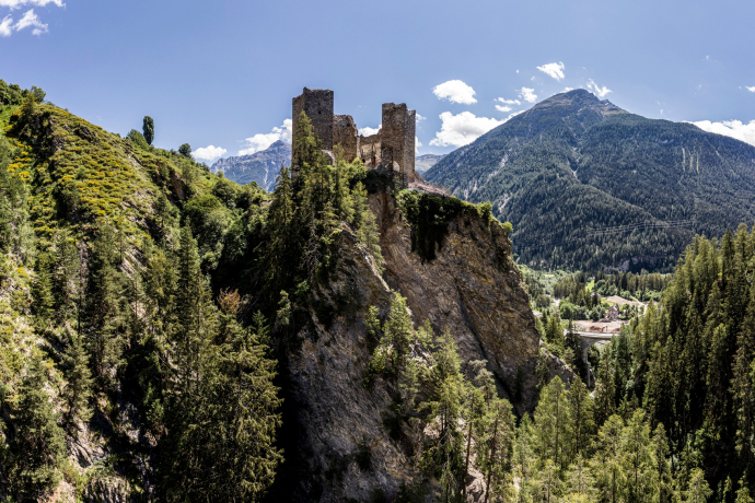 Burgruine Tschanüff