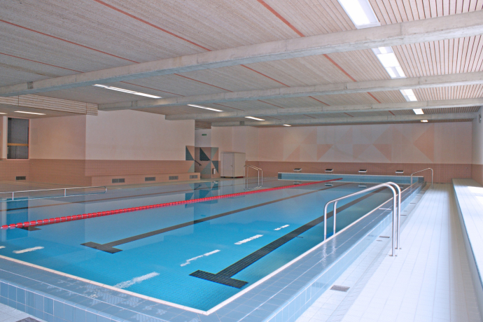 Hallenbad Quadras Hallenbad Quadras