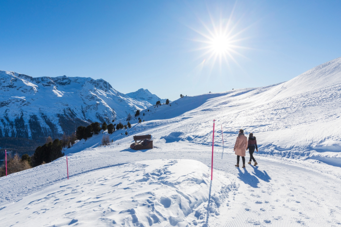 Winter hiking on Corviglia