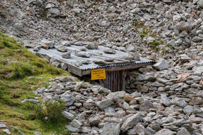 Silbermine auf der Alp Taspegn Silbermine auf der Alp Taspegn